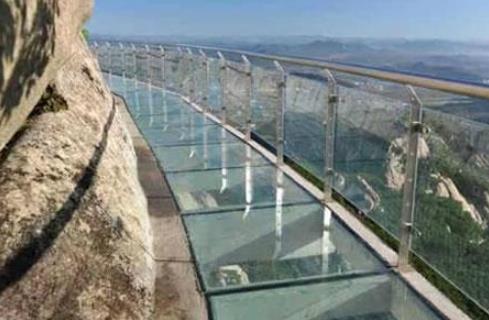 空中玻璃走廊：盘点空中玻璃走廊景点（胆小勿看）
