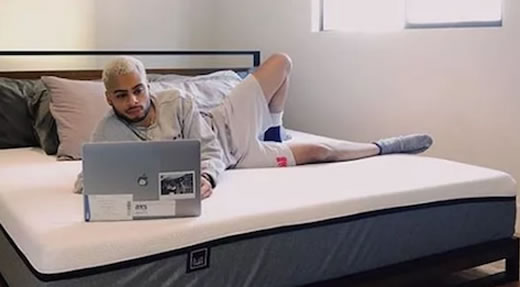 网络乞讨月入4万真相过程:这样优越的生活你赞同吗 网络乞讨月入4万真相过程:这样优越的生活你赞同吗