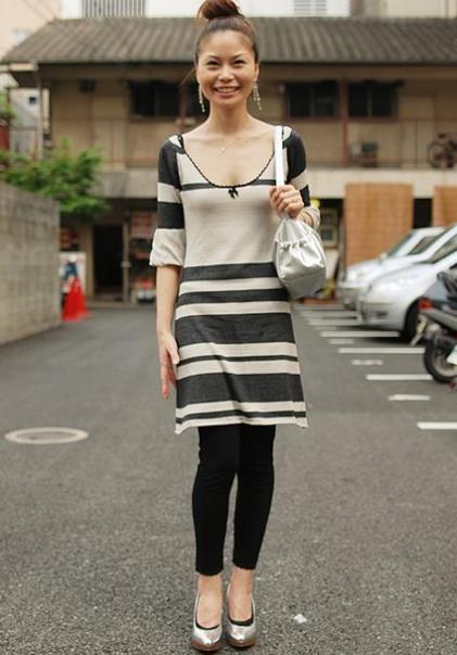 普通美女生活照20张：这些美女都很潮很时尚（图）