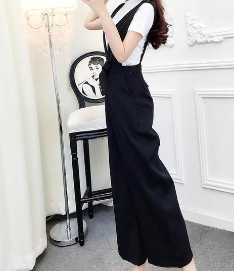 2019春季时尚连体裤服装：一件连体裤懒人的穿搭