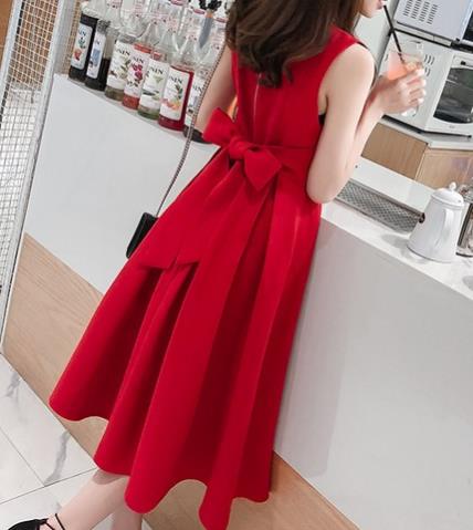 2019春季时尚连衣裙推荐：一件连衣裙让你仙气飘飘