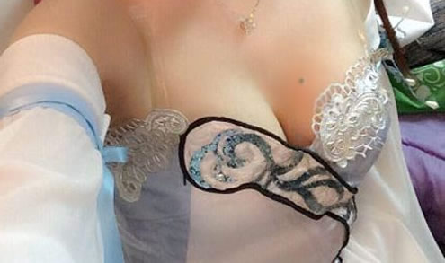 女人那里有痣好全身痣位置:女人富贵痣一般都长在哪 女人那里有痣好全身痣位置:女人富贵痣一般都长在哪