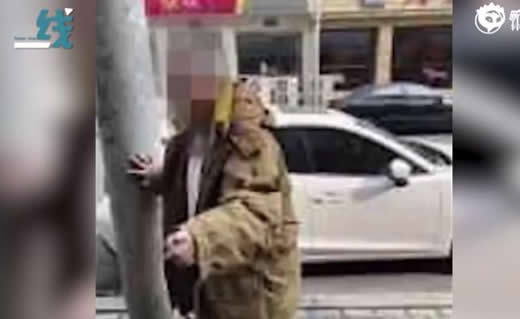 大爷百米冲刺碰瓷过程：女司机无奈这样应对大爷离去