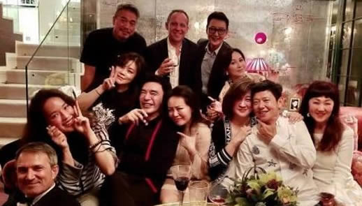 刘嘉玲豪宅开派对场面嗨翻天：曝光豪宅内景一角