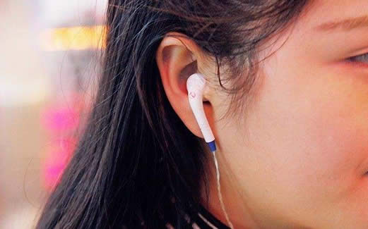 4.6亿人听力受损怎么回事：详情揭露年轻人这一个习惯要改