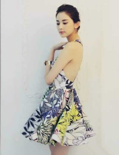 时尚的女明星露背礼服：十大明星性感撩人露背礼服