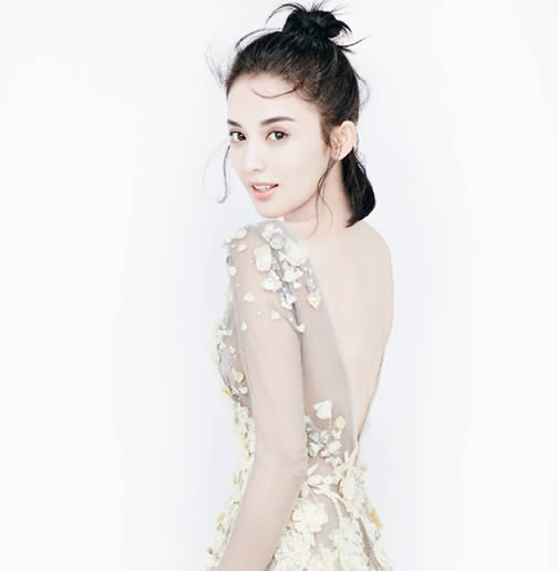 时尚的女明星露背礼服：十大明星性感撩人露背礼服