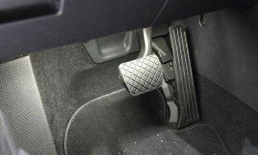 高速公路的创始者:希特勒?(汽车冷门知识大盘点) 高速公路的创始者:希特勒?(汽车冷门知识大盘点)