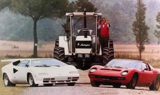 高速公路的创始者:希特勒?(汽车冷门知识大盘点) 高速公路的创始者:希特勒?(汽车冷门知识大盘点)