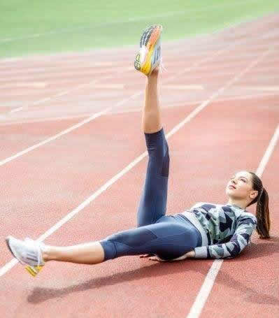 四十八式瑜伽姿势体位:详解48式标准做法及作用 四十八式瑜伽姿势体位:详解48式标准做法及作用