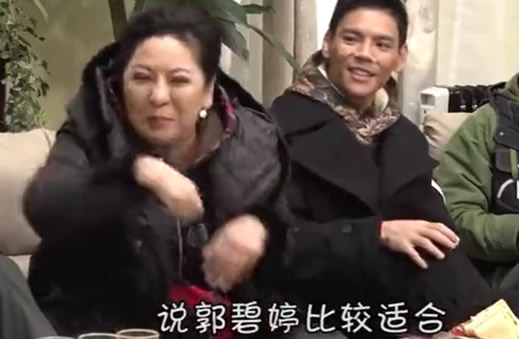 向佐求婚郭碧婷成功牵手：订婚宴始末过程