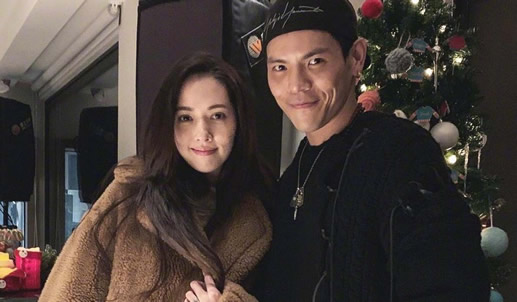 向佐求婚郭碧婷成功牵手：订婚宴始末过程