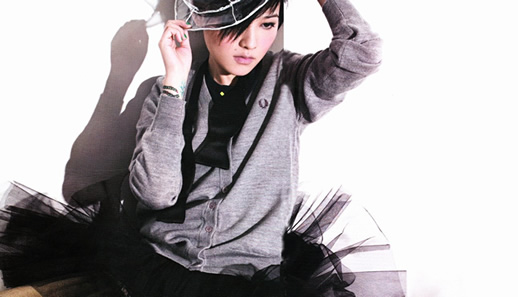 范晓萱资料简介家庭背景：冻龄美女范晓萱情感经历