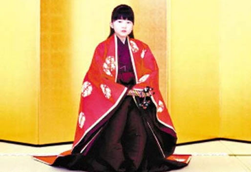 日本考虑女性天皇什么情况：详情这究竟是个什么梗？