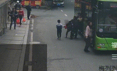 偷女警手机的后果什么情况：还原事发始末全过程