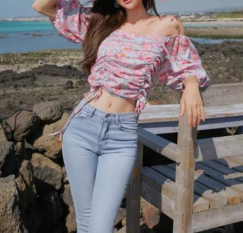 甜美动人修身显瘦牛仔裤:清新雅丽甜美女神范 甜美动人修身显瘦牛仔裤:清新雅丽甜美女神范