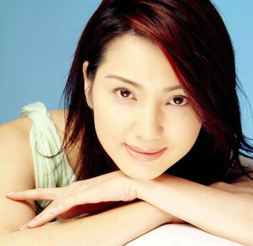 张丹峰的老婆年轻照片好惊艳:洪欣颜值确实美(图) 张丹峰的老婆年轻照片好惊艳:洪欣颜值确实美(图)