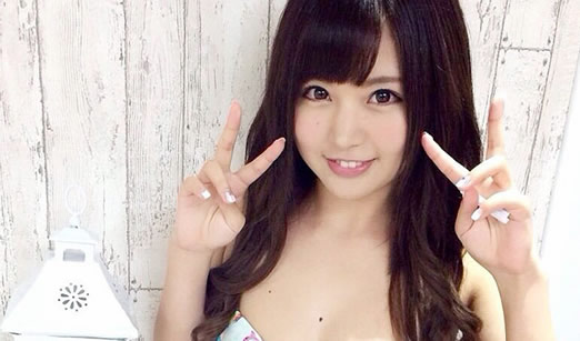 彩乃奈奈资料简介：卡哇伊型美少女彩乃奈奈作品美照