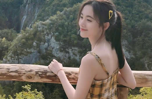 鞠婧祎小时候的初恋脸:鞠婧祎美照不愧四千年美女 鞠婧祎小时候的初恋脸:鞠婧祎美照不愧四千年美女