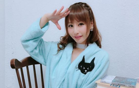 日本女优排行榜2019：十大漂亮女友资料简介及照片