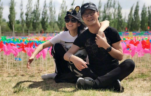 章子怡被曝怀二胎男孩还是女孩：袁咏仪的祝福变真实