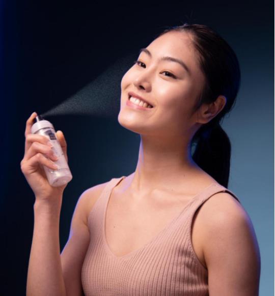 玛丽黛佳流光瓶喷雾 最in定妆新体验 玛丽黛佳流光瓶喷雾 最in定妆新体验