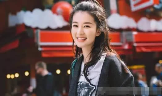 杨洋乔欣逛街照曝光:杨洋乔欣什么关系恋爱了吗 杨洋乔欣逛街照曝光:杨洋乔欣什么关系恋爱了吗