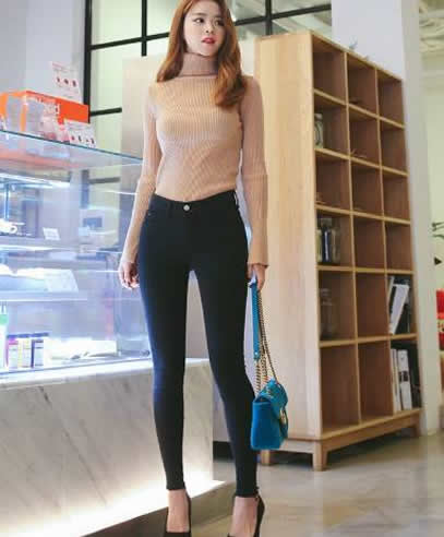 微胖小姐姐时尚穿搭:时尚又优雅让人过目不忘 微胖小姐姐时尚穿搭:时尚又优雅让人过目不忘