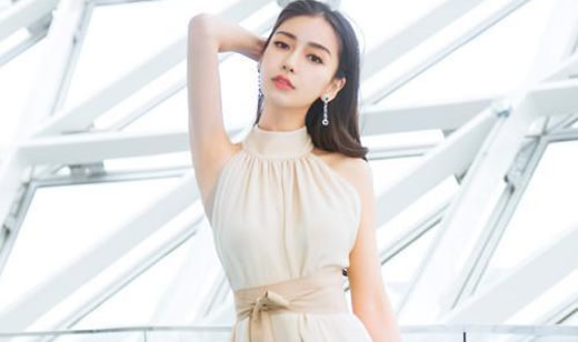 Baby和服旧照曝光：惊艳的邻家女孩灵动俏皮