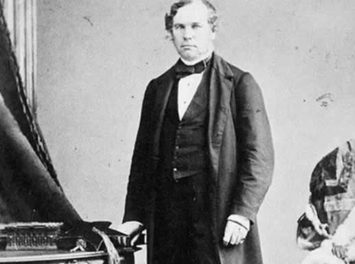 疑似穿越者的照片：这些照片令人惊异了