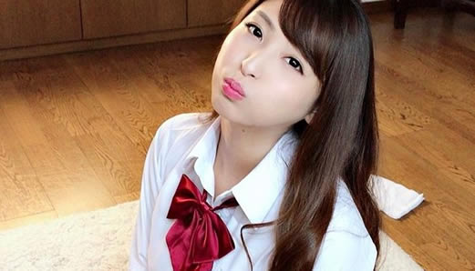 秋山祥子个人资料简介：清纯女神秋山祥子作品美照