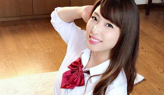 秋山祥子个人资料简介：清纯女神秋山祥子作品美照