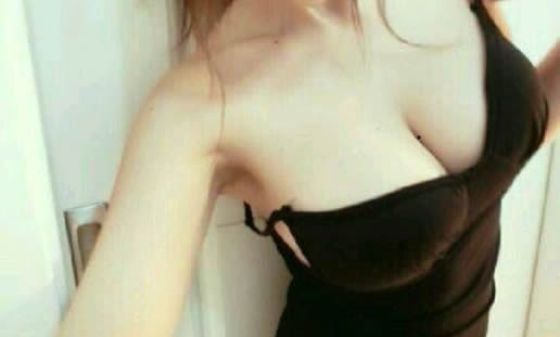 胸上有痣图片：男人女人胸上有痣含义