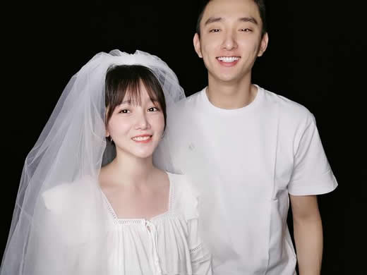 于小彤陈小纭婚纱照是真的吗：始末过程原因疑似好事将近