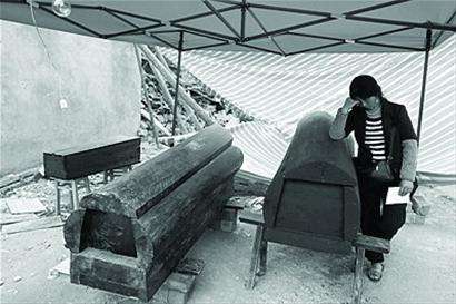 梦见棺材是什么意思：梦见棺材是发财之说是喜事吗