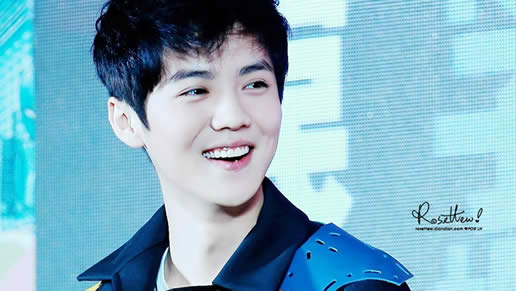 鹿晗父母照片资料曝光:鹿晗家庭背景父母真实身份 鹿晗父母照片资料曝光:鹿晗家庭背景父母真实身份