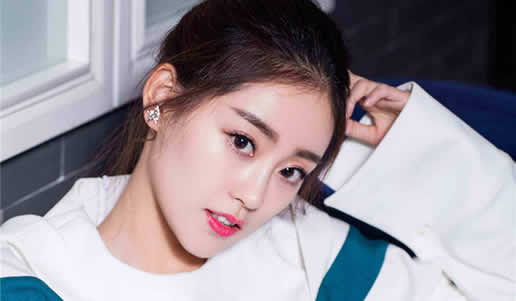 新周芷若曝恋情是真的吗：祝绪丹恋情男友疑似富二代