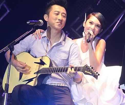 伊能静谈与哈林婚变:离婚真相及哈林为什么喜欢伊能静 伊能静谈与哈林婚变:离婚真相及哈林为什么喜欢伊能静