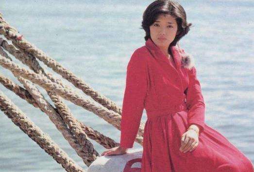 山口百惠近照曝光:打扮素雅,年轻时漂亮惊艳迷人 山口百惠近照曝光:打扮素雅,年轻时漂亮惊艳迷人