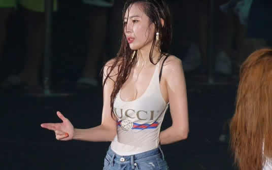 六大韩国性感美女精选：金泫雅排第二