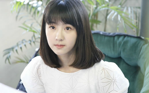 陈都灵个人资料简介：朴素清纯陈都灵微博及图片