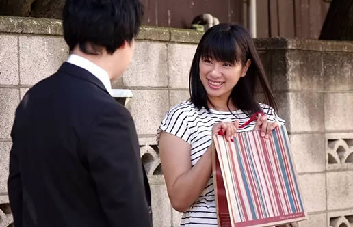 春菜花个人资料简介：日本女神春菜花作品写真图