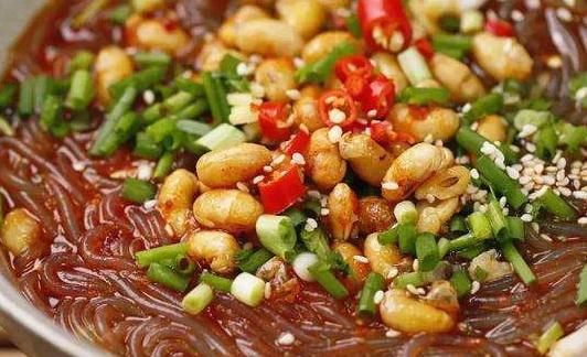 吃酸辣粉被罚款怎么回事:味道太大被罚你怎么看待 吃酸辣粉被罚款怎么回事:味道太大被罚你怎么看待