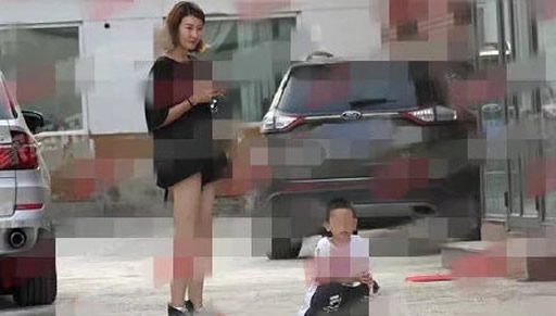 王宝强女友正面照近照:王宝强女友是谁资料简介 王宝强女友正面照近照:王宝强女友是谁资料简介