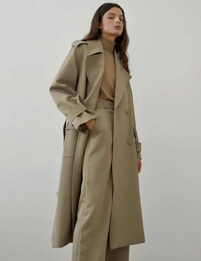 2021秋冬高领毛衣搭配大衣(2021流行搭配)