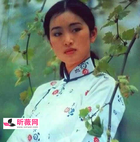 巩俐素颜照片,巩俐年轻时候的图片 巩俐素颜照片,巩俐年轻时候的图片