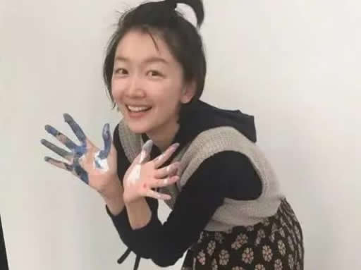 周冬雨替身什么样子照片：周冬雨替身是谁及资料简介