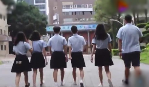 台湾高中男生穿裙怎么回事:男生穿裙子照片你赞同吗 台湾高中男生穿裙怎么回事:男生穿裙子照片你赞同吗