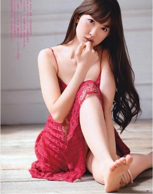 大长腿美女：满屏都是腿（美女美腿）