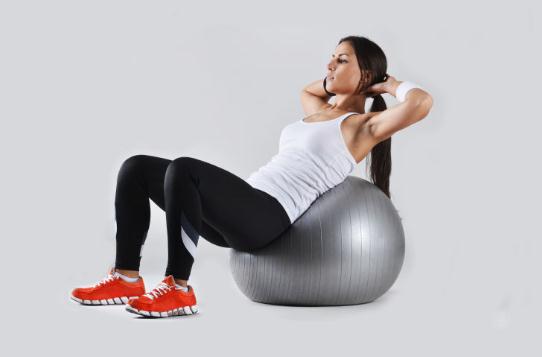 健身和瑜伽哪个适合减肥(减肥瑜伽好还是健身好)